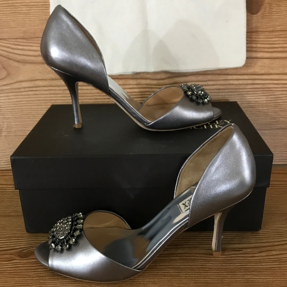 Badgley Mischka Pewter Lacie d'Orsay Leather Heels - Picture 6 of 11